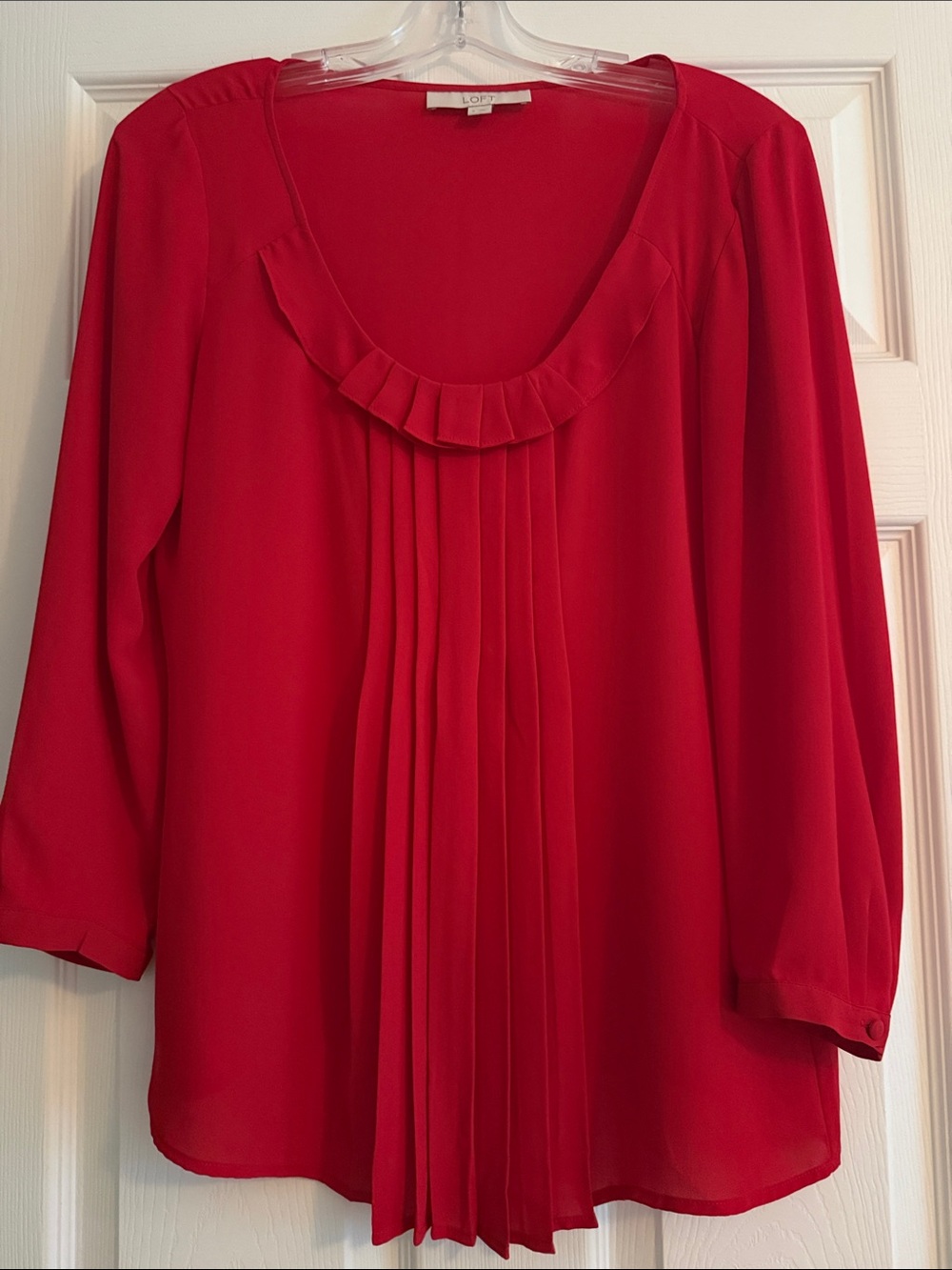 LOFT NWOT Small Red Pleated Scoop Neck Blouse